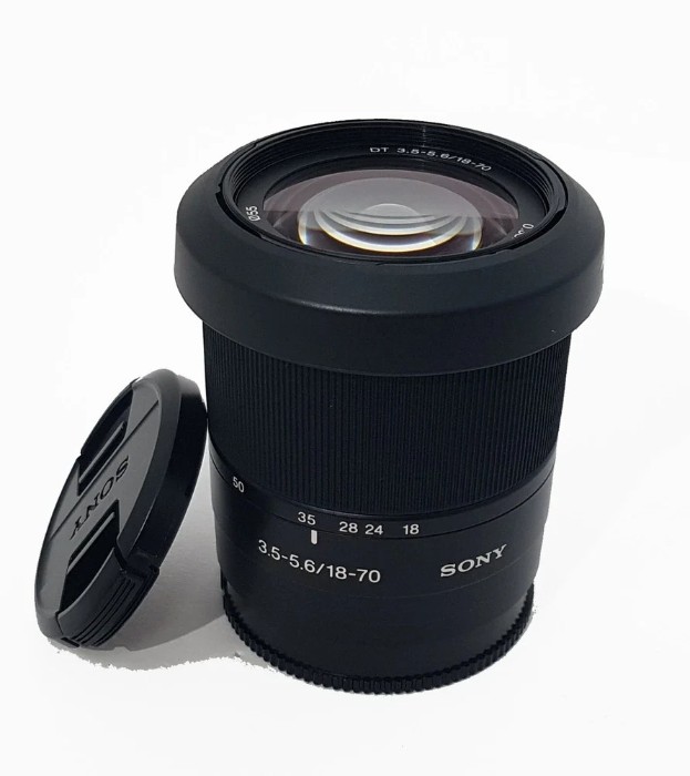 Picture of Sony Alpha A700K 12.2MP APS-C DSLR Camera with 18-70mm f/3.5-5.6 Lens Kit – Brand New