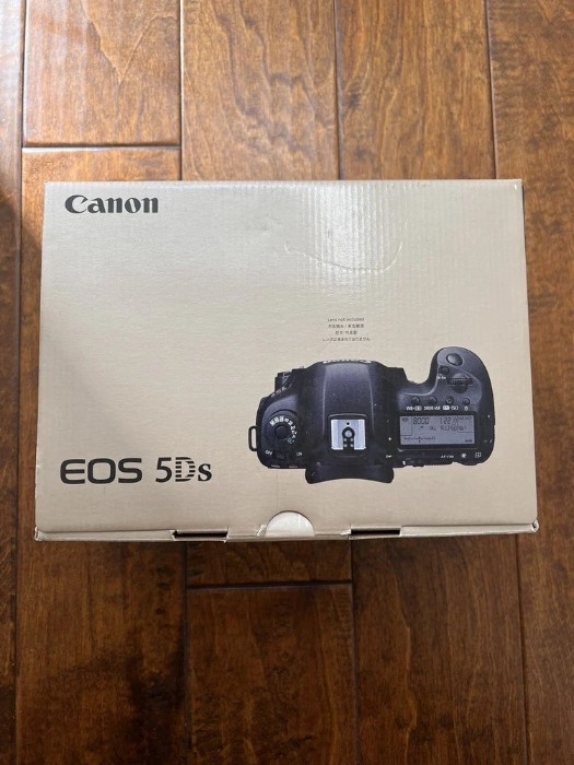 Picture of Canon EOS 5DS 50.6MP Full-Frame DSLR Camera (Body Only) – Brand New