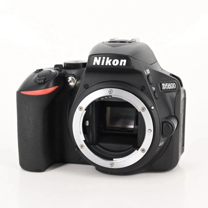 Picture of Nikon D5600 24.2MP DX-Format DSLR Camera Body Only - Black