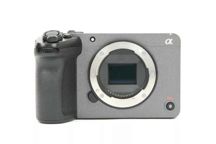 Picture of Sony FX30 26MP Super 35 Digital Cinema Camera Body - Black