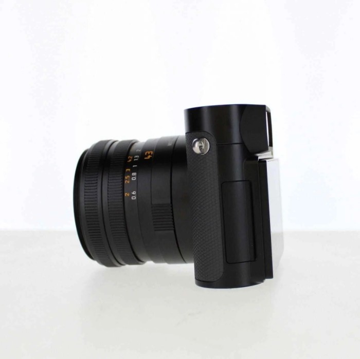 Picture of Leica Q3 43 60MP Full-Frame Compact Camera with 43mm Lens - Black