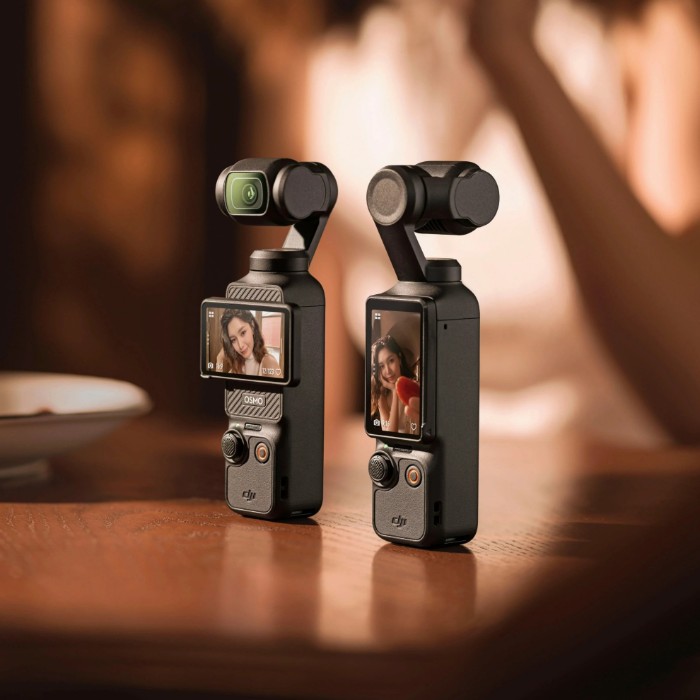 Picture of DJI Osmo Pocket 3 Creator Combo 3-Axis Stabilized 4K Handheld Camera with Rotatable Touchscreen – Gray (Brand New)