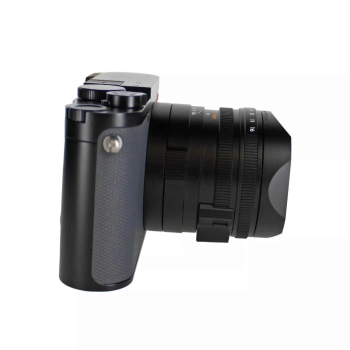 Picture of Leica Q3 43 60MP Full-Frame Compact Camera with 43mm Lens - Black