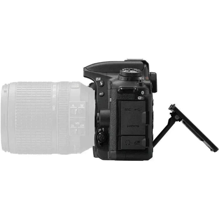 Picture of Nikon D7500 20.9MP DX-Format DSLR Camera Body Only - Black
