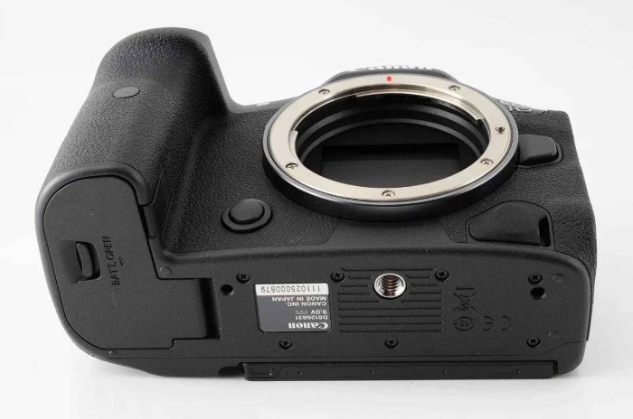 Picture of Canon EOS R5 45MP Full-Frame Mirrorless Camera Body Only - Black